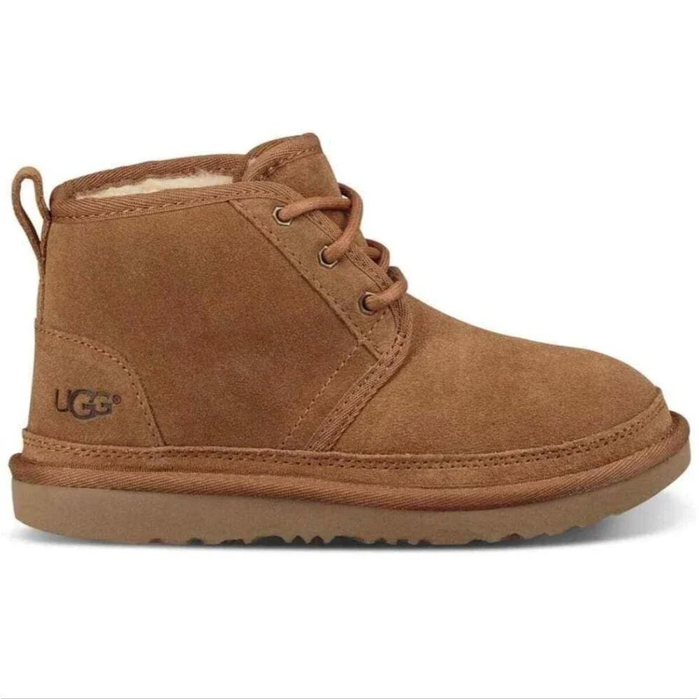 UGG Boys' Neumel II Tan Suede Shearling Winter Chukka Ankle Boots, Sz 4